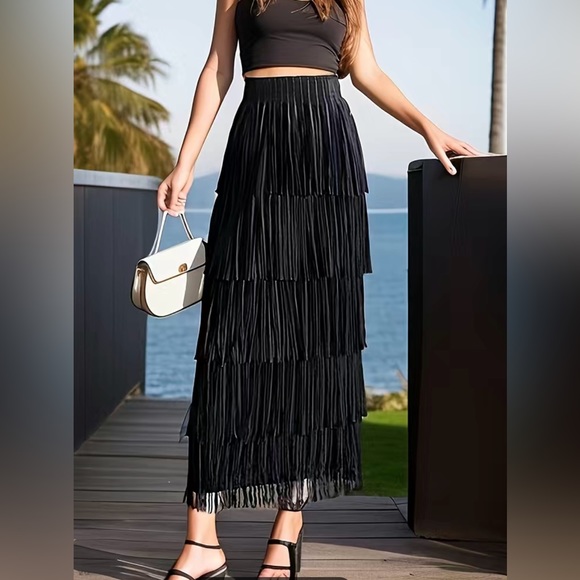 Jane Chic Designs Innovative Skirt - Picture 8 of 15